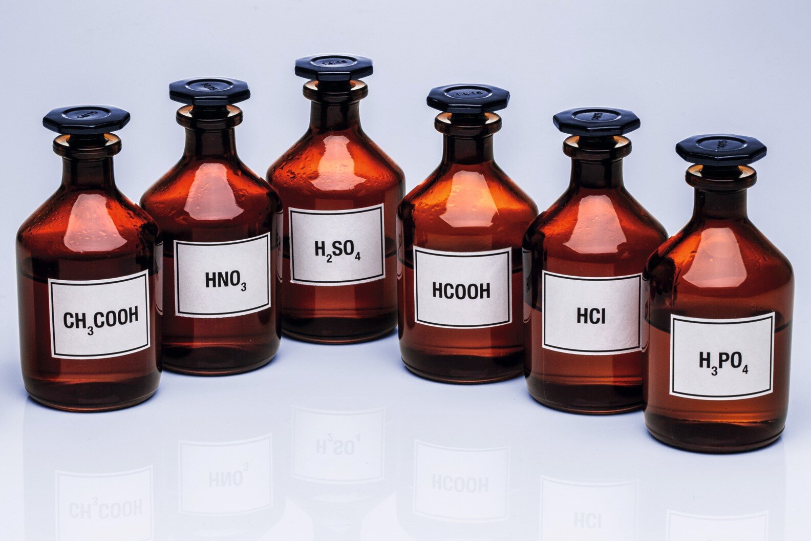Acid hialuronic și zona medie/inferioară a feței