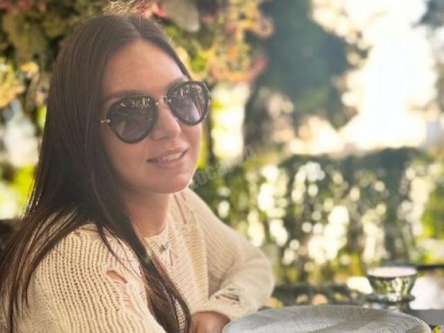 Actrița își schimbă look-ul