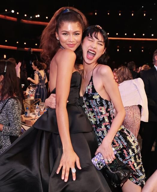 Alături de Penélope Cruz și Zendaya
