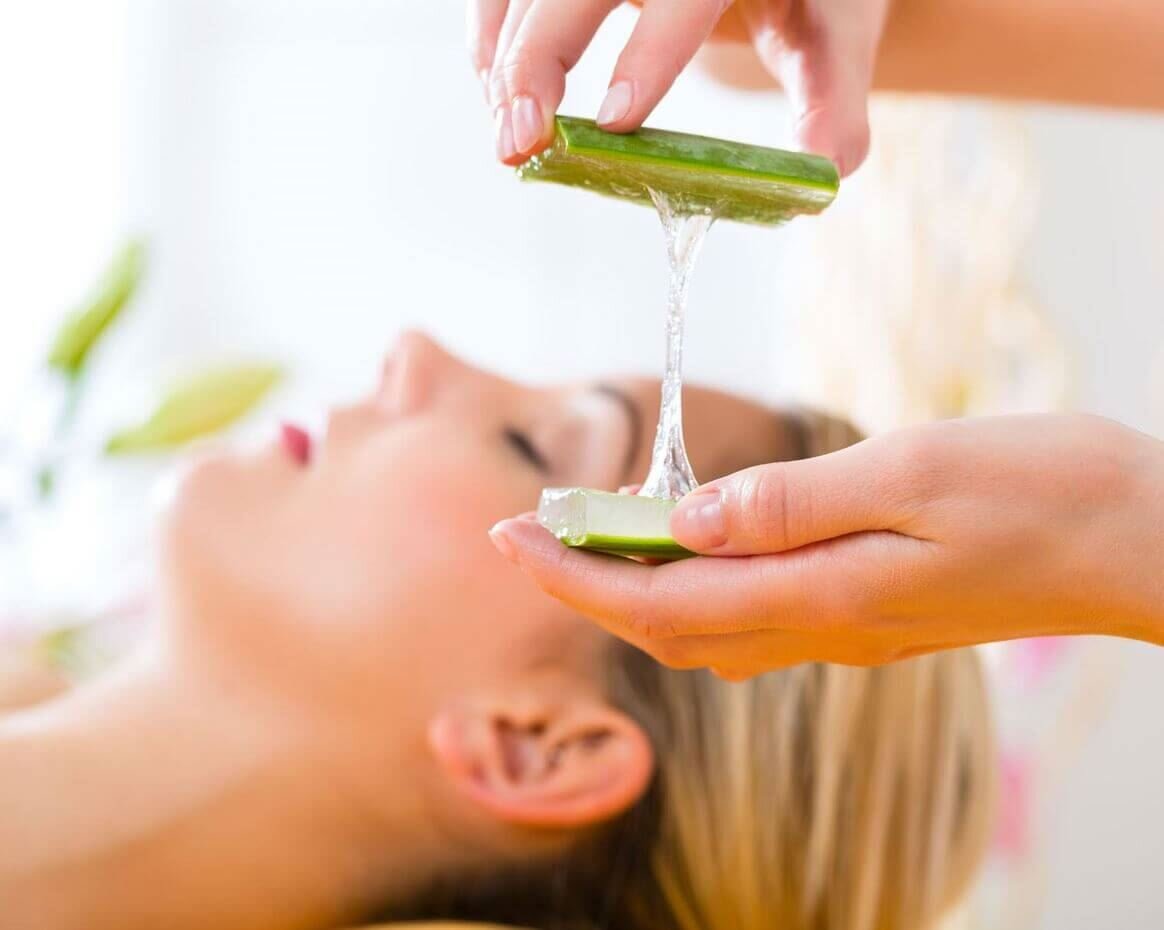 Aplicarea aloe vera pentru păr