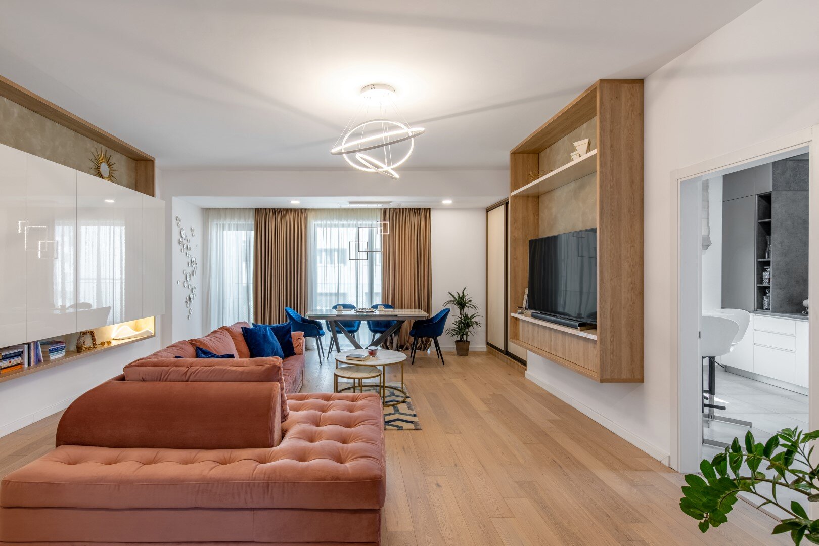 Aspect ingenuu și modern