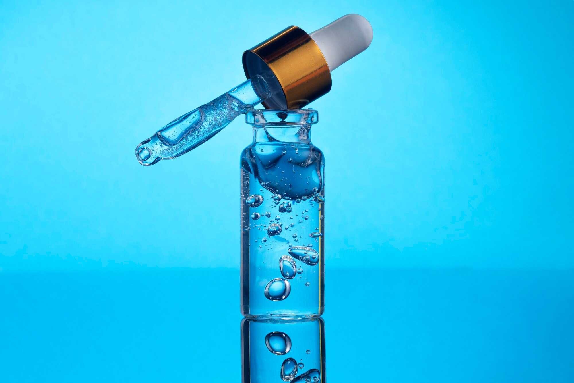 Beneficiile acidului hialuronic în corectoare