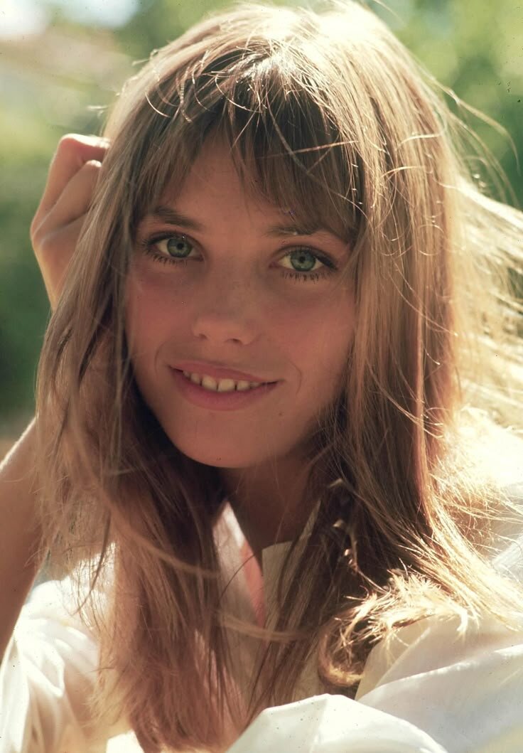 Inspirat de Jane Birkin.