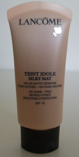 Lancôme Teint Idole (mat, textură mătăsoasă)