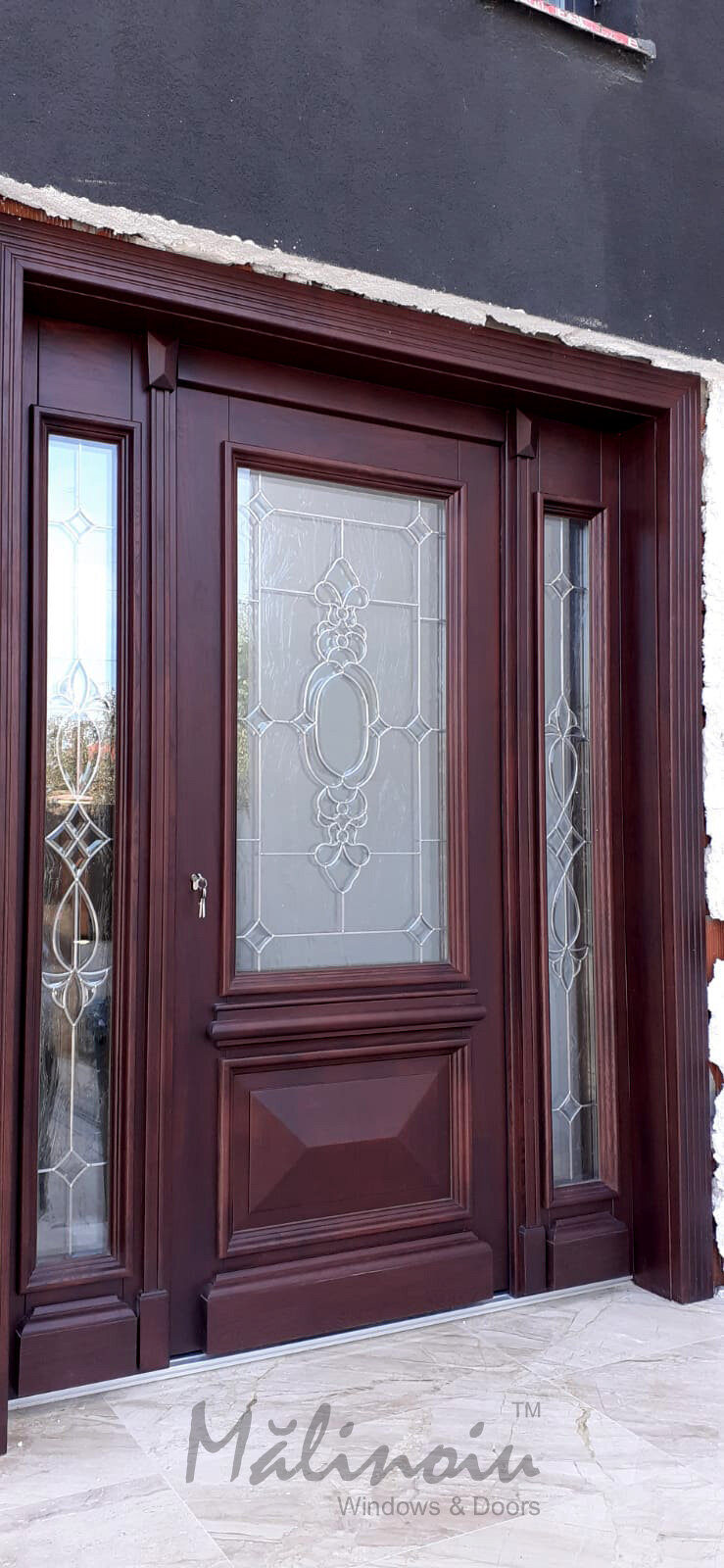 Mișcări ușoare din interior spre exterior