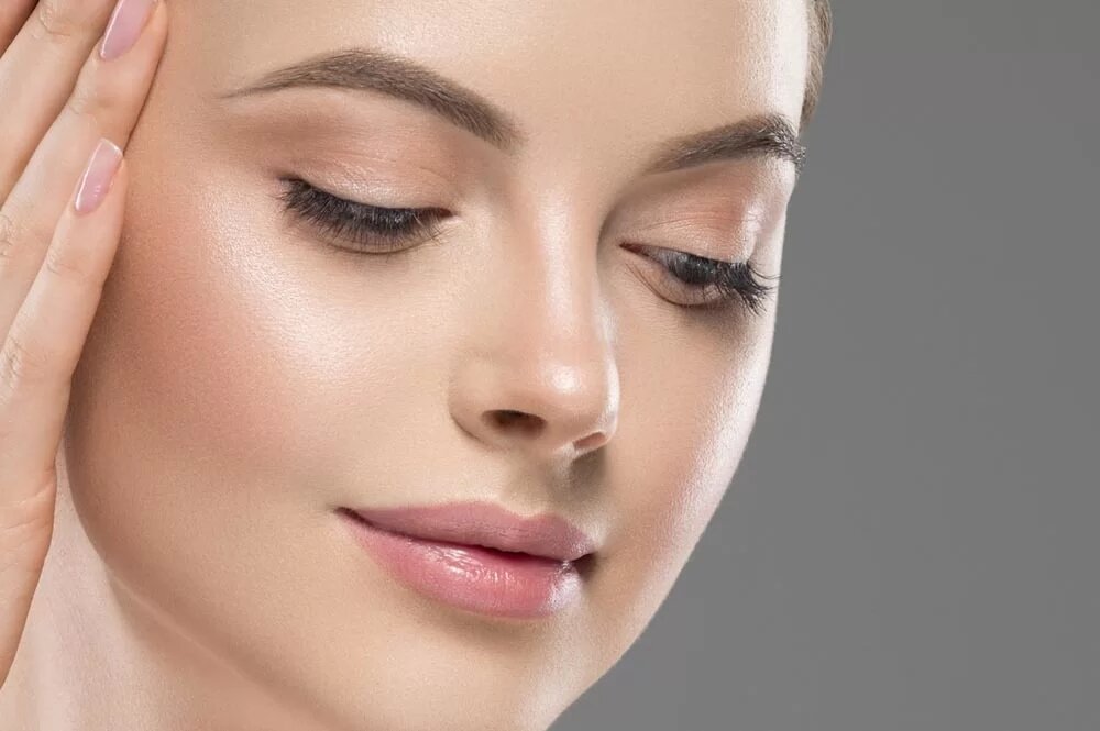 O tehnică de machiaj pentru un bronz natural