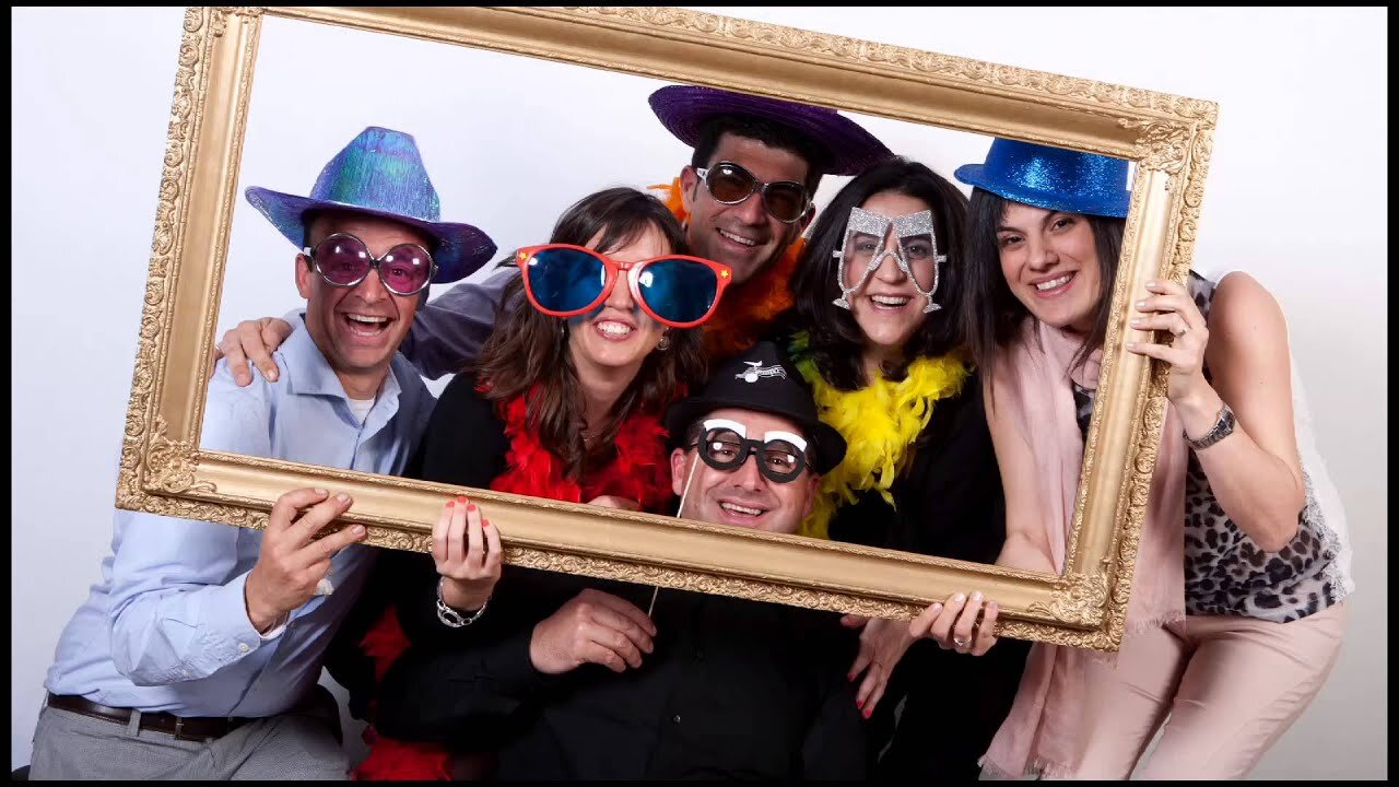 Portic cu photocall