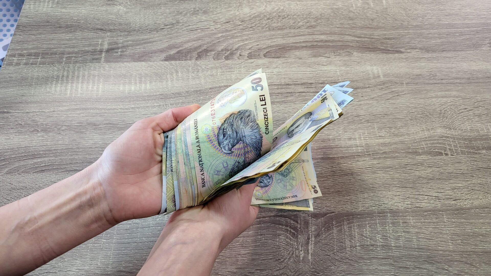 Preț relativ ridicat (33,95 euro)