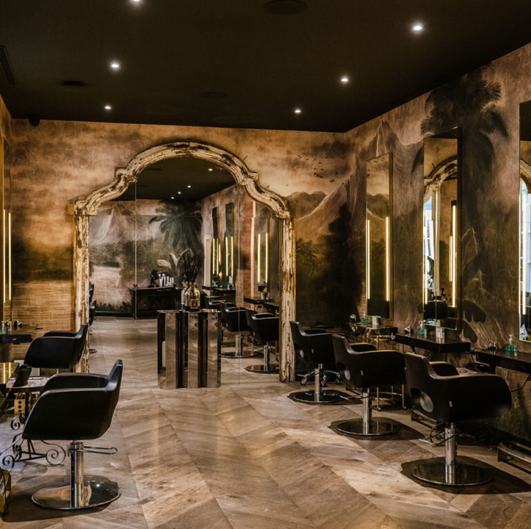 Salon Toro, 9 centre, 1995