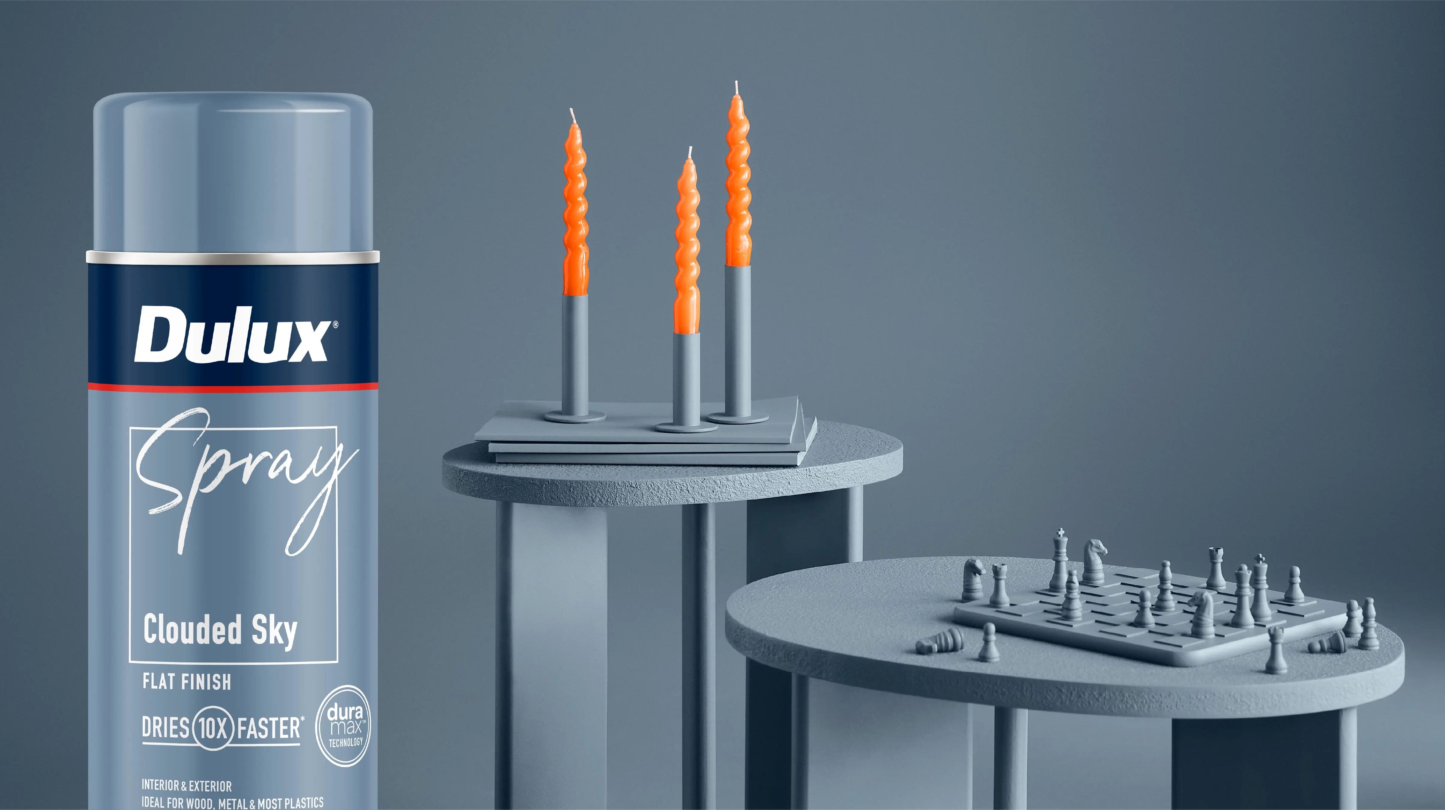 Spray-uri folosite cu plăci de netezit