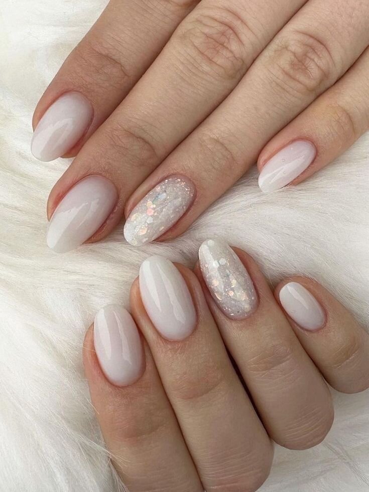 Unghii "milky"